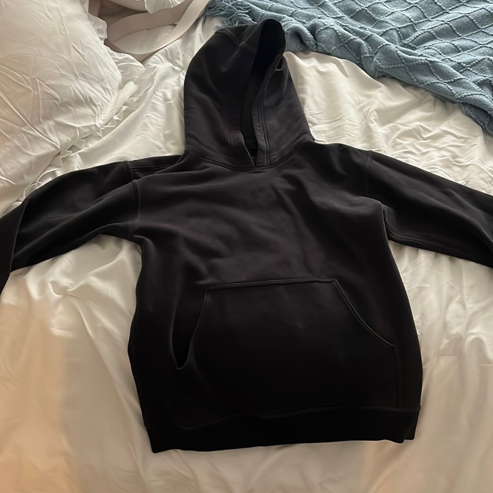 Black Lululemon mainstay hoodie size 2!